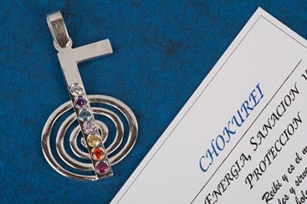 COLGANTES | CHOKUREI ZIRCONITAS EN PLATA DE LEY, 4 X 2 CMS COLGANTES | CHOKUREI ZIRCONITAS EN PLATA DE LEY, 4 X 2 CMS