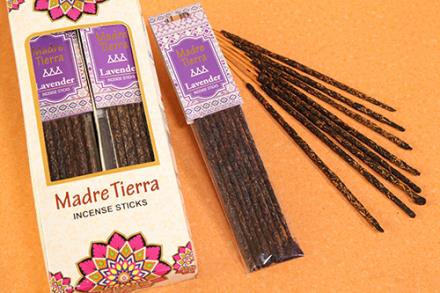 INCIENSOS ORGÁNICOS | INCIENSO ORGANICO MADRE TIERRA DE LAVANDA (8 varillas) (30 gr. aprox.) INCIENSOS ORGÁNICOS | INCIENSO ORGANICO MADRE TIERRA DE LAVANDA (8 varillas) (30 gr. aprox.)